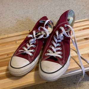Maroon Converse MAKE AN OFFER